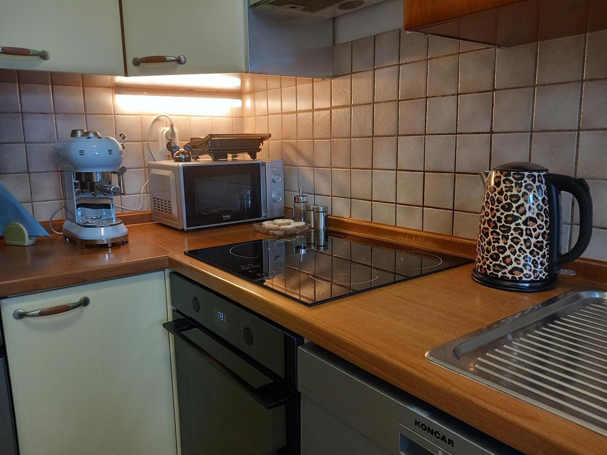 Apartment Harmony - Pleasant And Comfortable Place With A Balcony And A Secured Garage Сплит Экстерьер фото